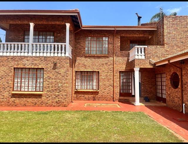 5 BEDROOM HOUSE FOR SALE IN AMANDASIG